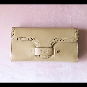 Kate Spade Beige Maria Wallet
